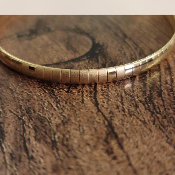 Monet Gold  Bracelet - Picture 2 of 3
